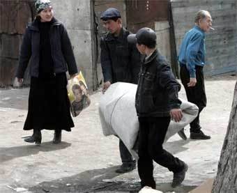   .  Reuters, 25  2005 