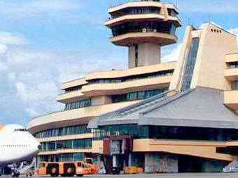  .    airport.by 