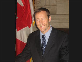      .    www.petermackay.ca