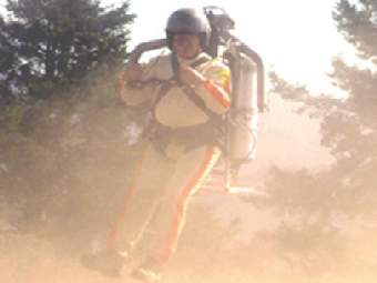 ������ �������� ����� � ���������� ������ TP-R2G2 � ������� 2007 ����. ���� Thunderbolt Aerosystems. 