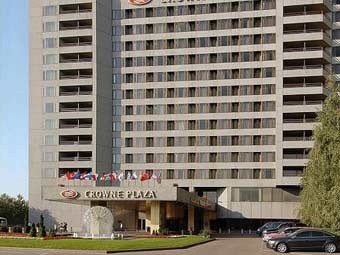  "Crowne Plaza".    liberty-international.org