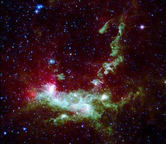   Henize 206.      Spitzer