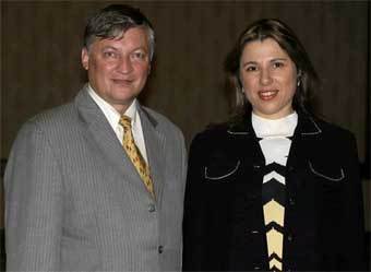 �������� ������ � ���� ������. ���� � ����� www.chessbase.com 